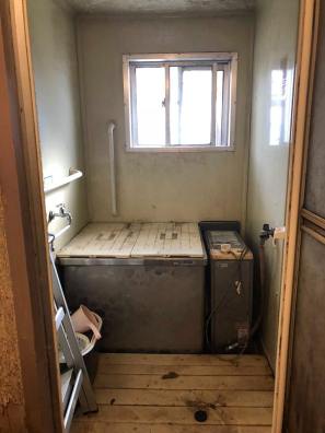 46488285_1158719710971177_4616431884275023872_n